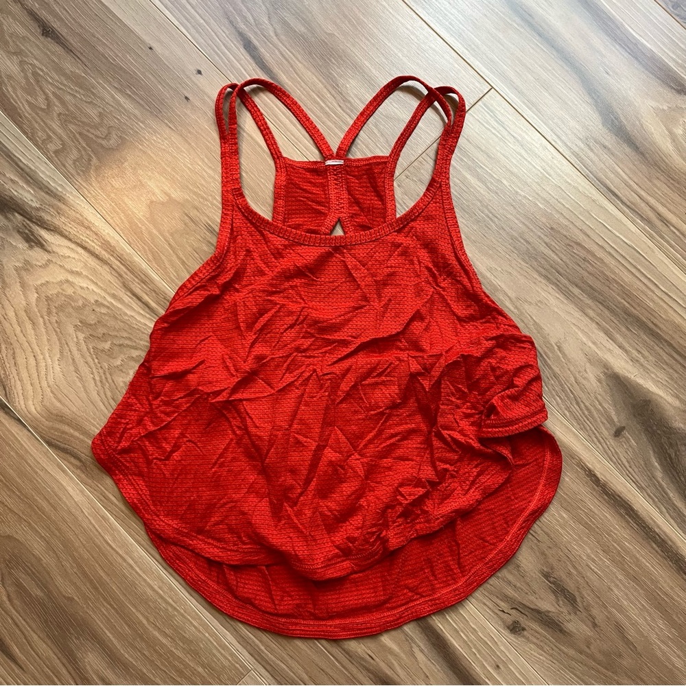 Lululemon on the run singlet
